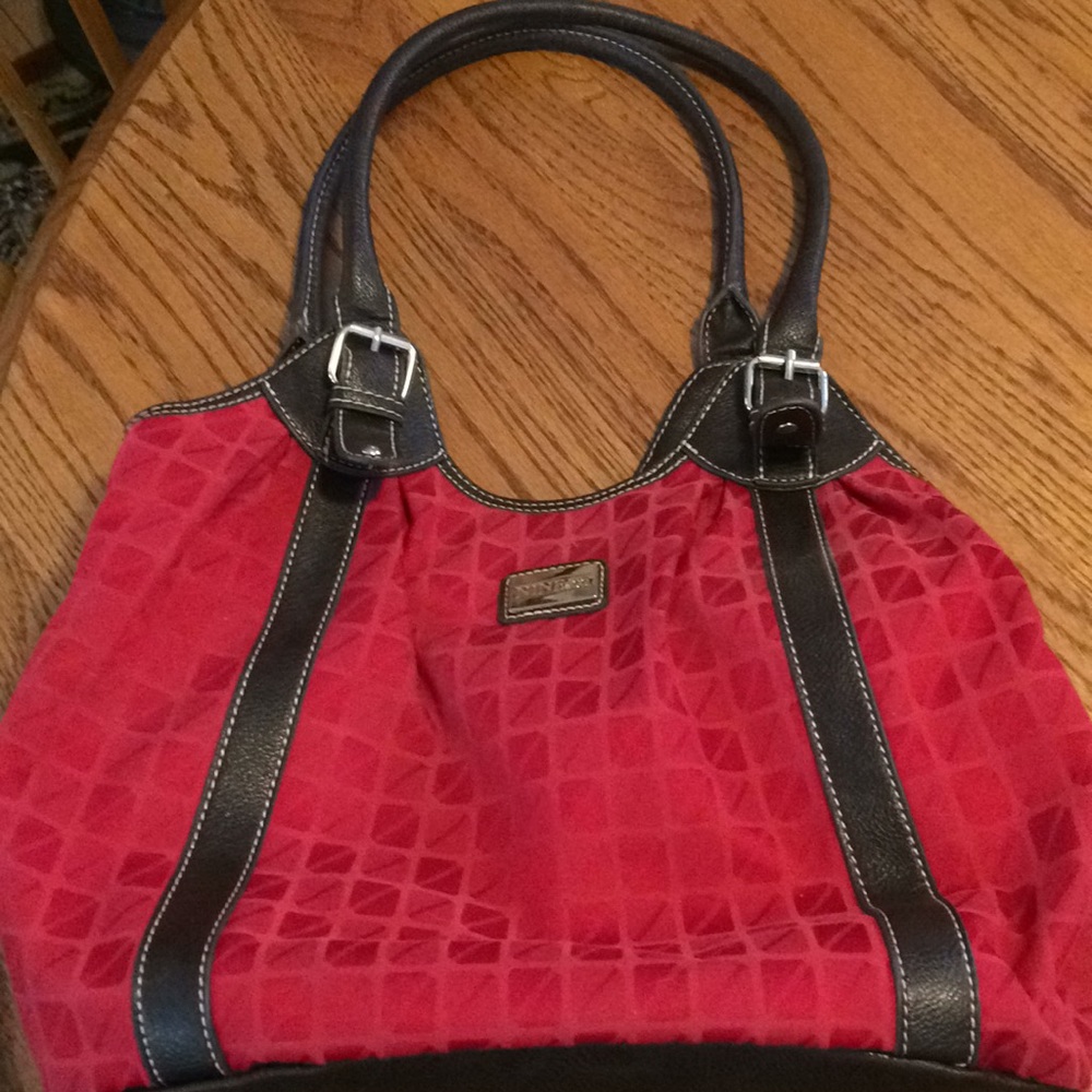 ❤️Red Purse with Faux Brown Leather❤️